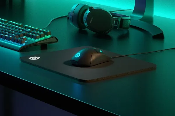 Фото - Коврик для мыши игровой SteelSeries QcK Heavy Medium 2020 Edition (63836)