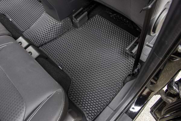 Фото - EVA килимки в салон авто EVAtech для Kuga Ford 2013-2016 2 покоління SUV EU FD33027CV5FC2RGB