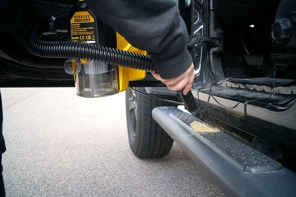 Фото - Автокомпрессор Stanley SXVI02001