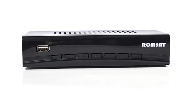 Фото - Тюнер цифрового ТБ Romsat T8050HD