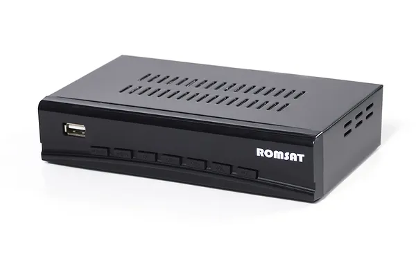 Фото - Тюнер цифрового ТБ Romsat T8050HD