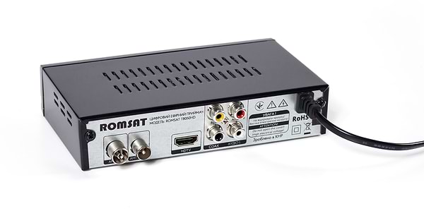 Фото - Тюнер цифрового ТБ Romsat T8050HD
