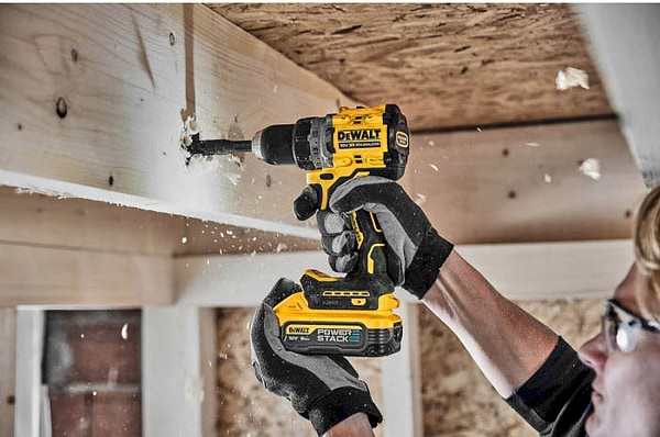 Фото - Дриль-шуруповерт DeWALT DCD800H2T
