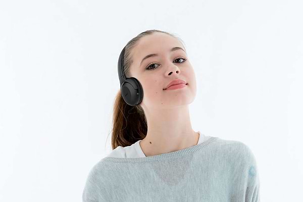 Фото - Наушники накладные беспроводные Philips TAUH202BK Wireless Black