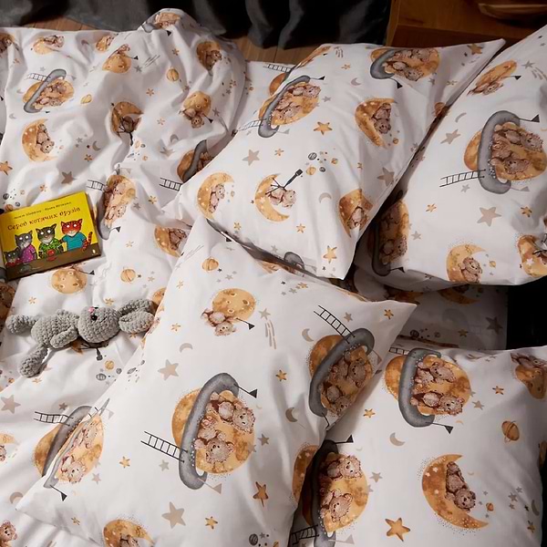 Фото - Комплект постільної білизни Moon&Star Бязь Gold Люкс Teddy Dreams 160х220 нав. 4х70х70 (MS-820009859)