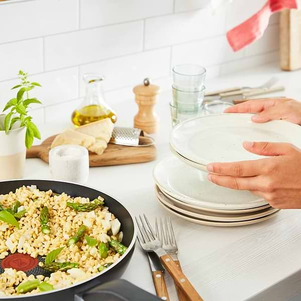 Фото - Уцінка - Сковорода універсальна Tefal C2770653 GENEROUS COOK 28 см