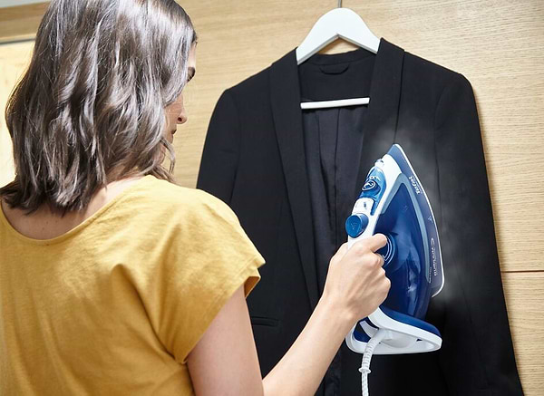 Фото - Утюг Tefal FV5735E0