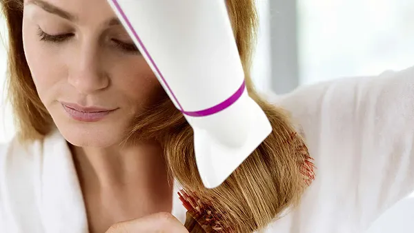 Фото - Фен Philips ThermoProtect HP8230/60