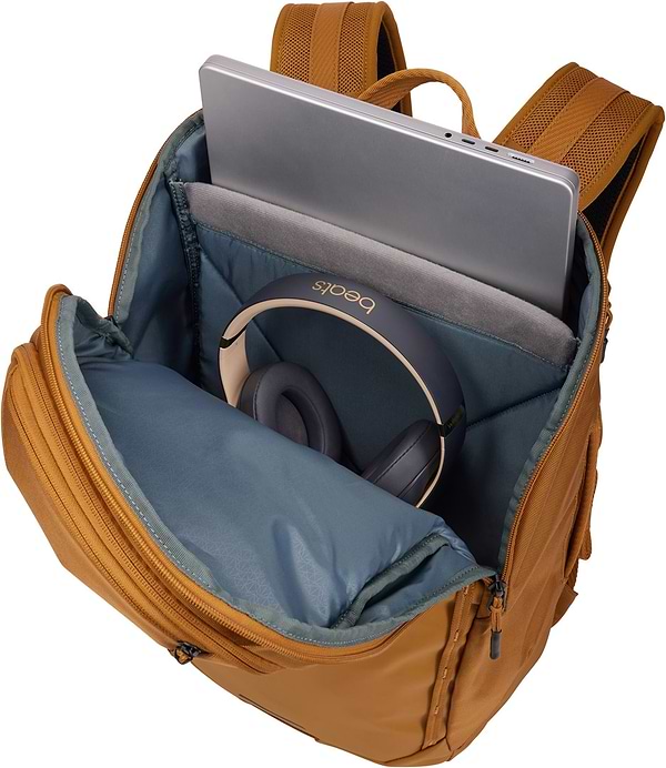 Фото - Рюкзак для ноутбуку Thule Chasm 26L TCHB-215 Golden Brown (3204983)