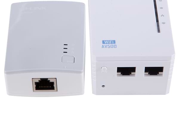 Фото - Powerline-адаптер TP-Link TL-WPA4220KIT