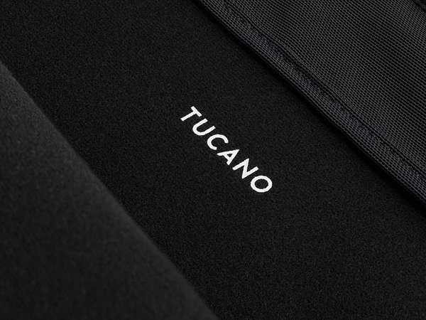 Фото - Чохол для ноутбуку Tucano Velluto MB Pro 14" (BFVELMB14-BK)