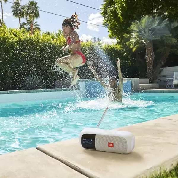 Фото - Портативна акустика JBL Tuner 2 FM White (JBLTUNER2WHT)