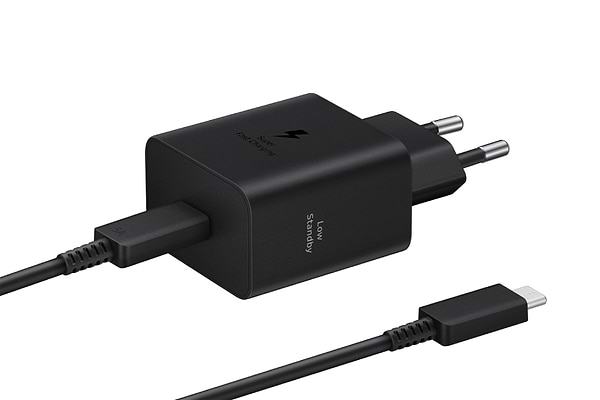 Фото - Мережевий зарядний пристрій Samsung 45W Compact Power Adapter C to C Cable Black (EP-T4511XBEGEU)