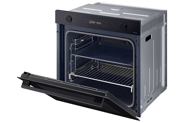 Фото - Духовой шкаф + варочная панель индукционная Samsung NV7B4125ZAK/WT + NZ64R3747BK/WT