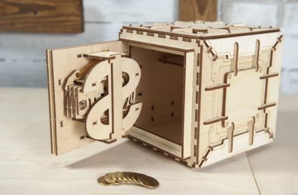 Фото - 3D пазлы Ugears Сейф (70011)