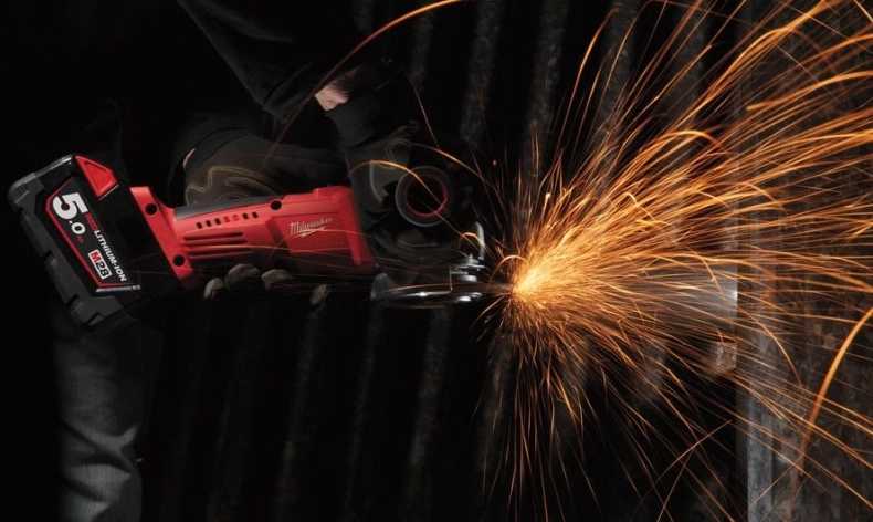 Фото - Болгарка Milwaukee HD28 AG125-0X, 125мм (4933432225)