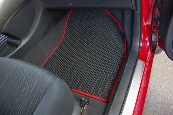 Фото - EVA коврики в салон авто EVAtech для Auris Hybrid (E150) 3-doors Toyota 2009-2012 1 поколение Htb EU TY33850ZV3TL2RBB