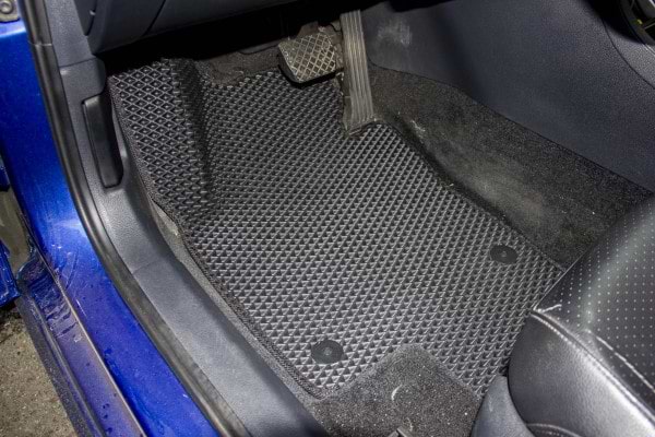 Фото - Коврики из экокожи в салон авто EVAtech ECO для Passat NMS Restyling Volkswagen 2015-2019 1 поколение Sedan USA (VW1696CC5AV4BBLB)