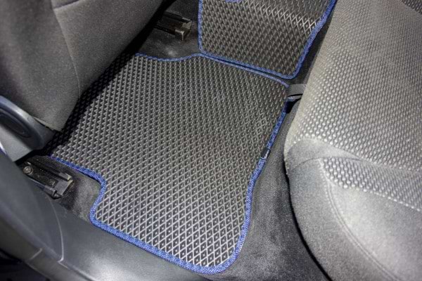 Фото - Килимки з екошкіри в салон авто EVAtech ECO для Passat (B6) (with armrest) Volkswagen 2005-2010 6 покоління Combi EU VW3263CM5AV4BBB