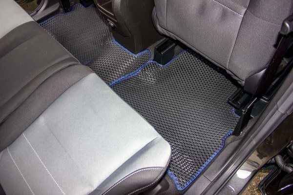 Фото - Коврики ворсовые в салон авто EVAtech Standard для Ford C-Max (C344) (2 clips) 2010-2019 2 поколение Minivan EU черный кант FD12377CD5FC2VEB