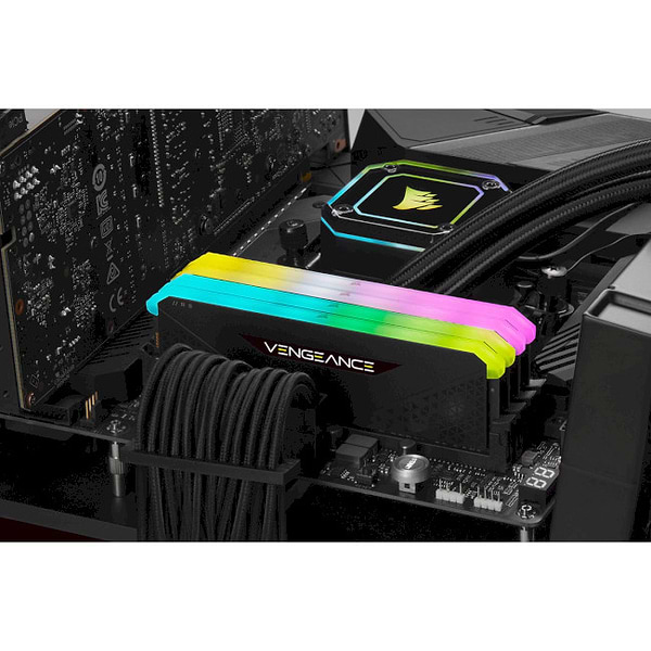 Фото - Память DDR Corsair DDR4 2x32GB/3600 Vengeance RGB RS (CMG64GX4M2D3600C18)