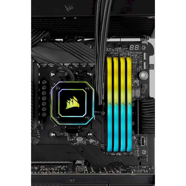 Фото - Память DDR Corsair DDR4 2x32GB/3600 Vengeance RGB RS (CMG64GX4M2D3600C18)