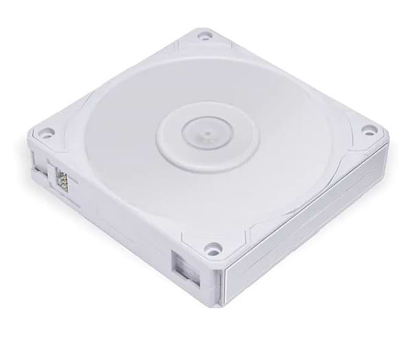 Фото - Корпусний вентилятор Lian Li P28 120-1 White (G99.12P281W.00)