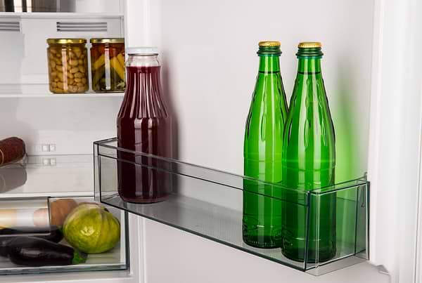 Фото - Холодильник Vestfrost CNF186WBL