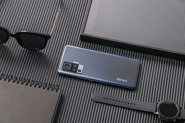 Фото - Смартфон vivo X50 Pro 8/256Gb X50 Pro 8/256Gb Alpha Grey