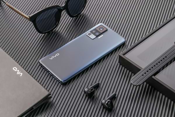 Фото - Смартфон vivo X50 Pro 8/256Gb X50 Pro 8/256Gb Alpha Grey