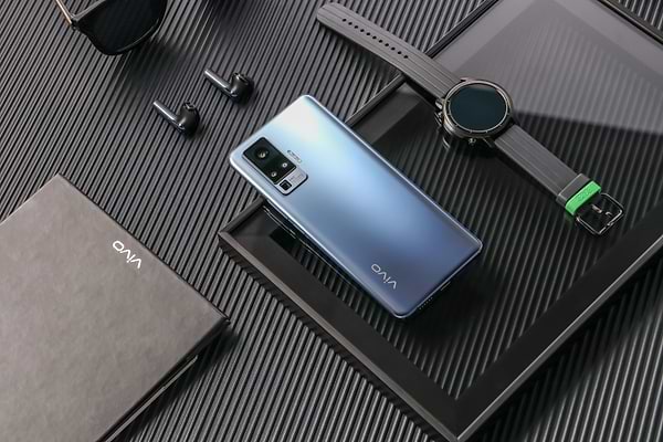 Фото - Смартфон vivo X50 Pro 8/256Gb X50 Pro 8/256Gb Alpha Grey