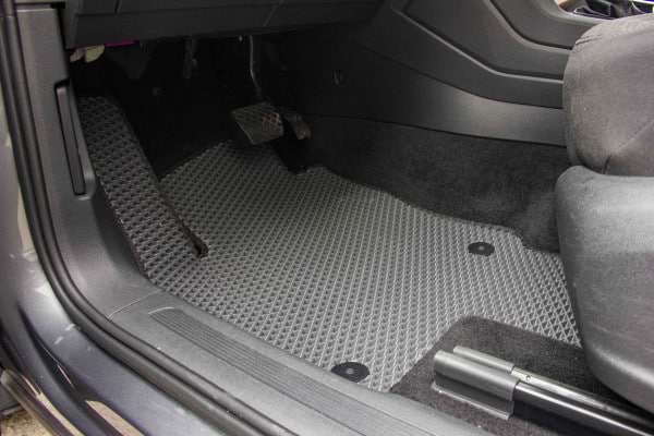 Фото - EVA коврики в салон авто EVAtech для Tiguan Allspace 7 seats Volkswagen 2016-2020 1 поколение SUV EU (VW13964CH5AV4RBB)