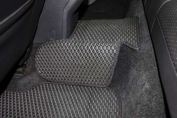 Фото - Коврики из экокожи в салон авто EVAtech ECO для Passat NMS Restyling Volkswagen 2015-2019 1 поколение Sedan USA (VW1696CC5AV4BBLB)