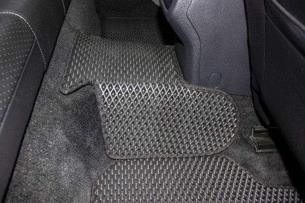 Фото - Коврики из экокожи в салон авто EVAtech ECO для Passat NMS Restyling Volkswagen 2015-2019 1 поколение Sedan USA (VW1696CC5AV4BBLB)