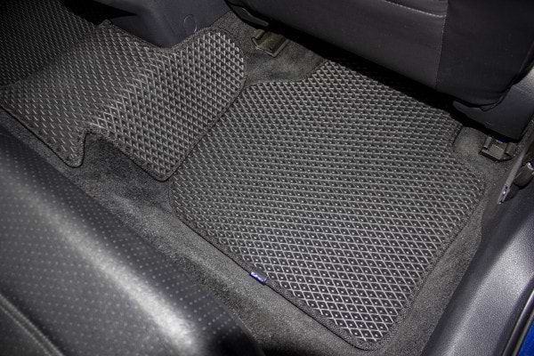 Фото - Коврики из экокожи в салон авто EVAtech ECO для Passat NMS Restyling Volkswagen 2015-2019 1 поколение Sedan USA (VW1696CC5AV4BBLB)