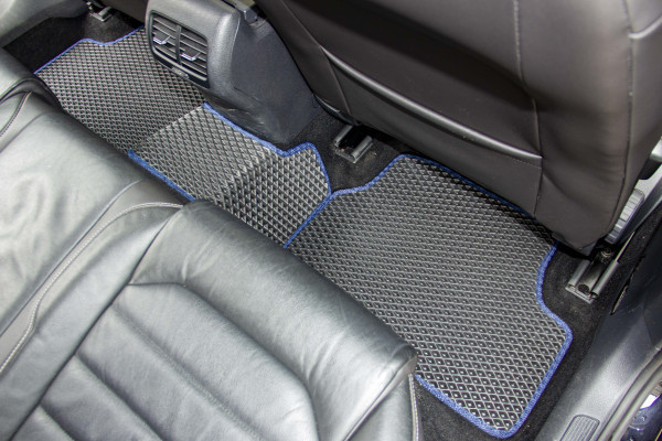 Фото - EVA килимки в салон авто EVAtech для e-Golf Volkswagen 2014-2017 1 покоління Htb EU VW1878CE5RGB