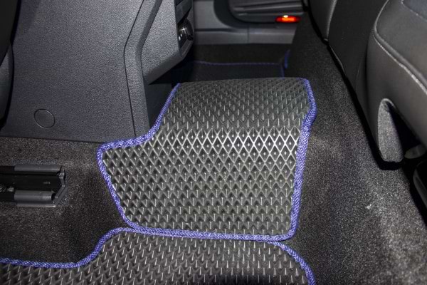 Фото - EVA коврики в салон авто EVAtech для Tiguan (Mk 2) Volkswagen 2016-2020 2 поколение SUV EU (VW31492CL5AV4RBB)