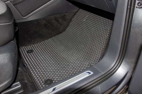 Фото - EVA коврики в салон авто EVAtech для Tiguan (Mk 2) Volkswagen 2016-2020 2 поколение SUV EU (VW31492CR7AV4RBB)