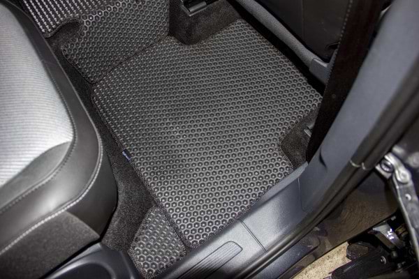 Фото - EVA килимки в салон авто EVAtech для Tiguan (Mk 2) Volkswagen 2016-2020 2 покоління SUV EU (VW31492CL7AV4RBB)