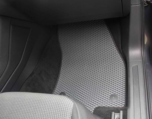 Фото - EVA коврики в салон авто EVAtech для Tiguan (Mk 2) Volkswagen 2016-2020 2 поколение SUV USA (VW31493CL5AV4RBB)