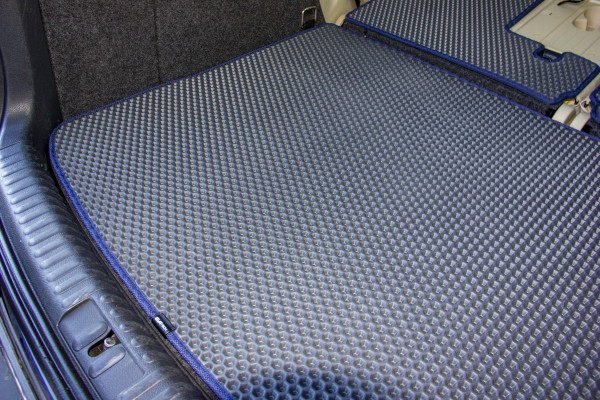 Фото - Килимок з екошкіри в багажник авто EVAtech для Tiguan (NF) AT Volkswagen 2007-2018 1 покоління SUV EU (VW32872BO1BBB)