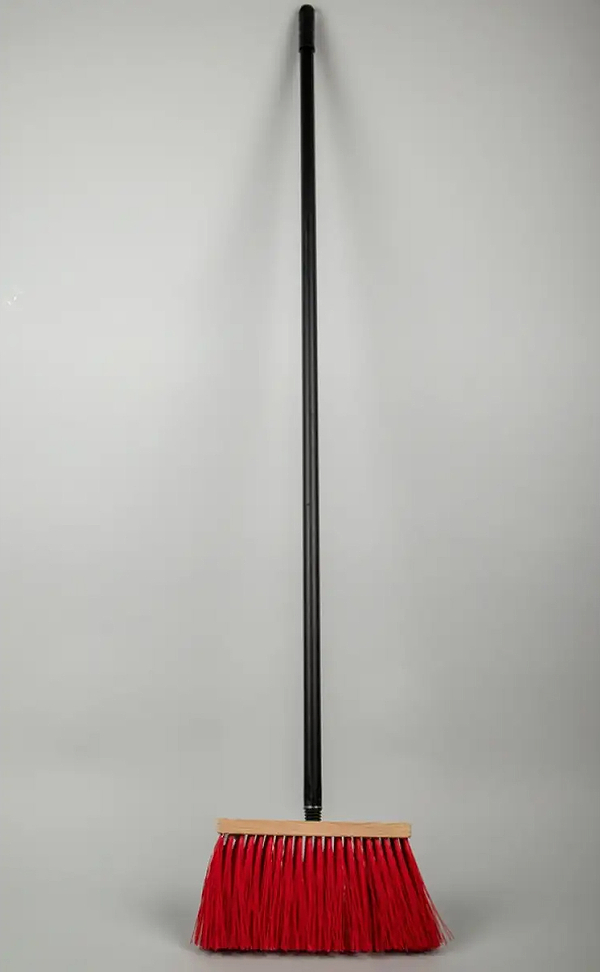 Фото - Мітла для прибирання Werk 23 см, різьба, з металічним черенком (W230/2.3.4)