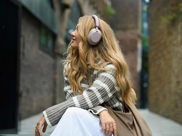 Фото - Наушники полноразмерные беспроводные Sony WH-1000XM5 Pink (WH1000XM5P.CE7)