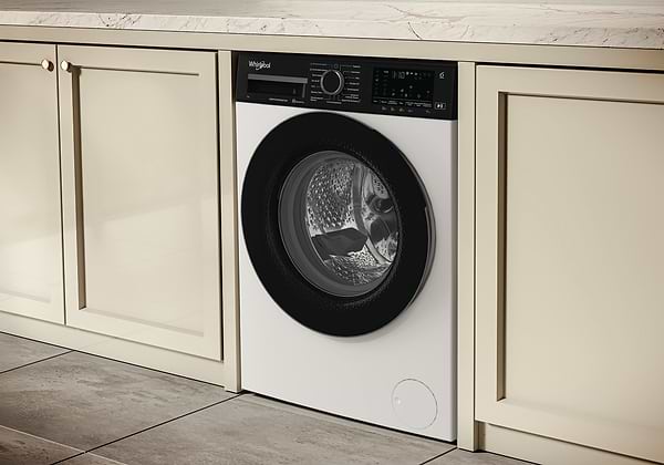 Фото - Стиральная машина Whirlpool WAM 764WKB UA