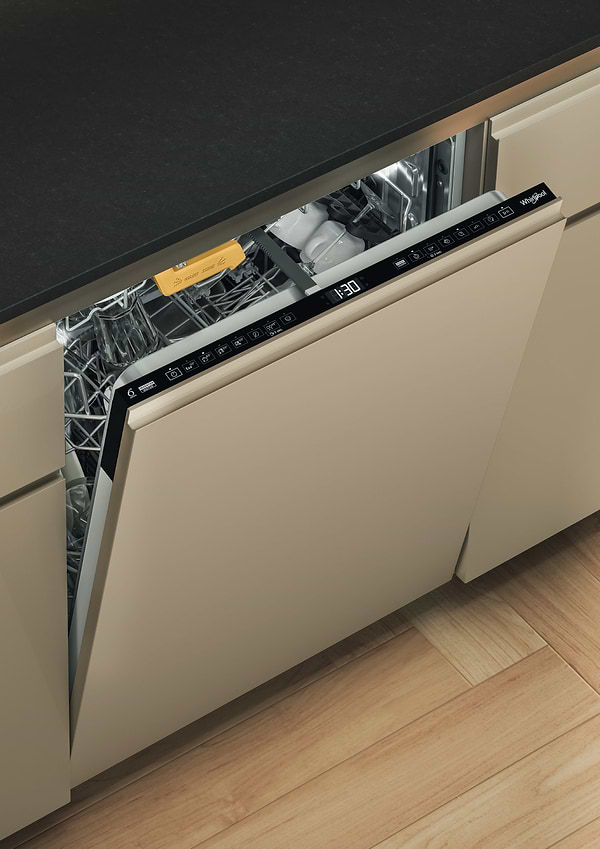 Фото - Посудомийна машина вбудована Whirlpool W8IHF58TU