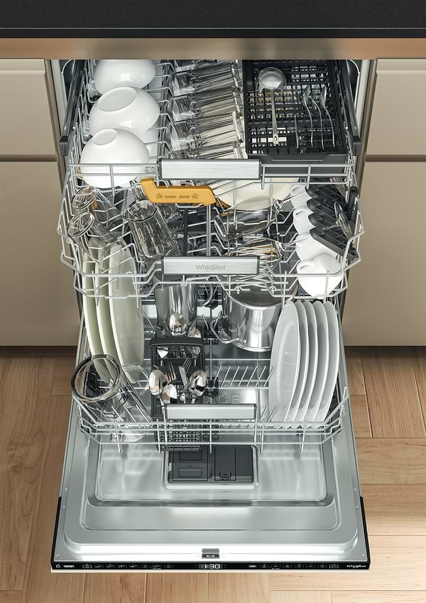 Фото - Посудомийна машина вбудована Whirlpool W8IHF58TU