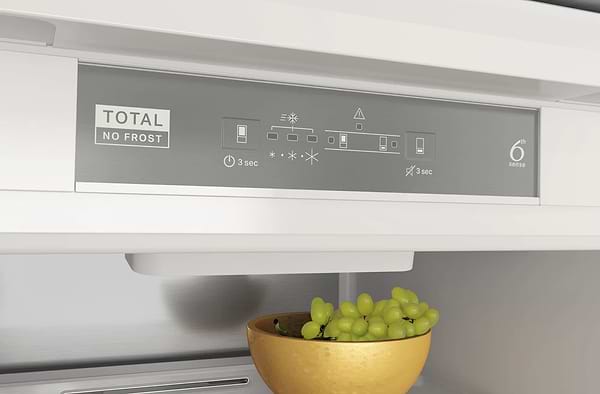 Фото - Холодильник вбудований Whirlpool WHC20 T352
