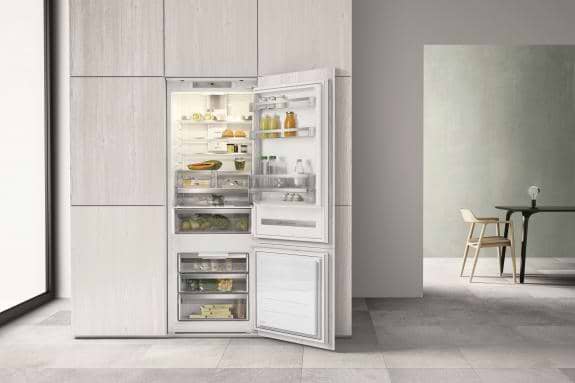 Фото - Уценка - Холодильник встраиваемый Whirlpool SP40802EU