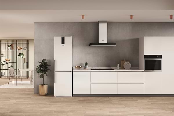 Фото - Уценка - Холодильник Whirlpool W7X 92O W H UA