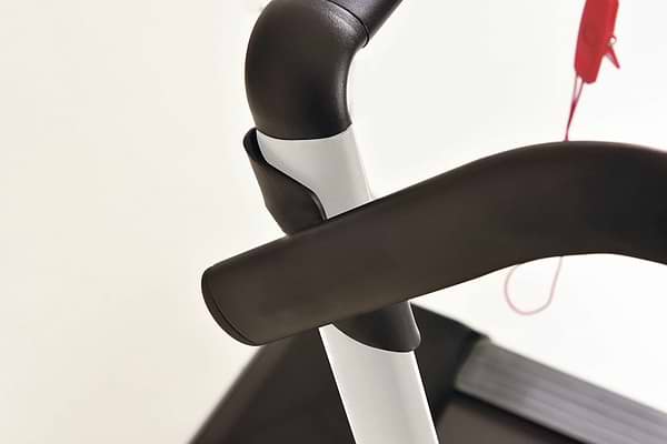 Фото - Бігова доріжка Toorx Treadmill City Compact Pearl White (CITY-COMPACT-W)